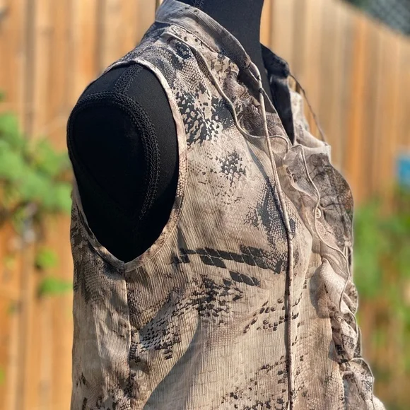 Jacob Beige Snake Print Ruffle Blouse - Picture 2 of 8